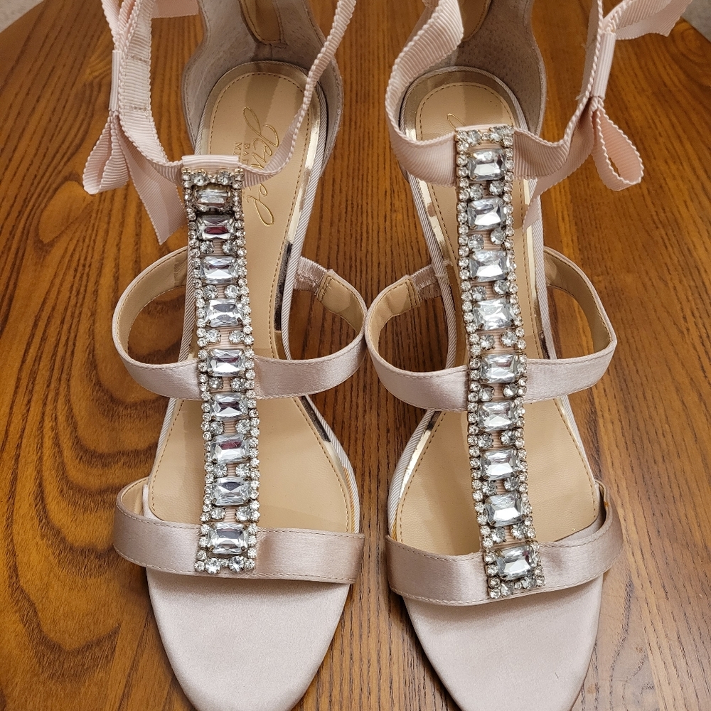 Jewel Badgley Mischka heels, size 8.5